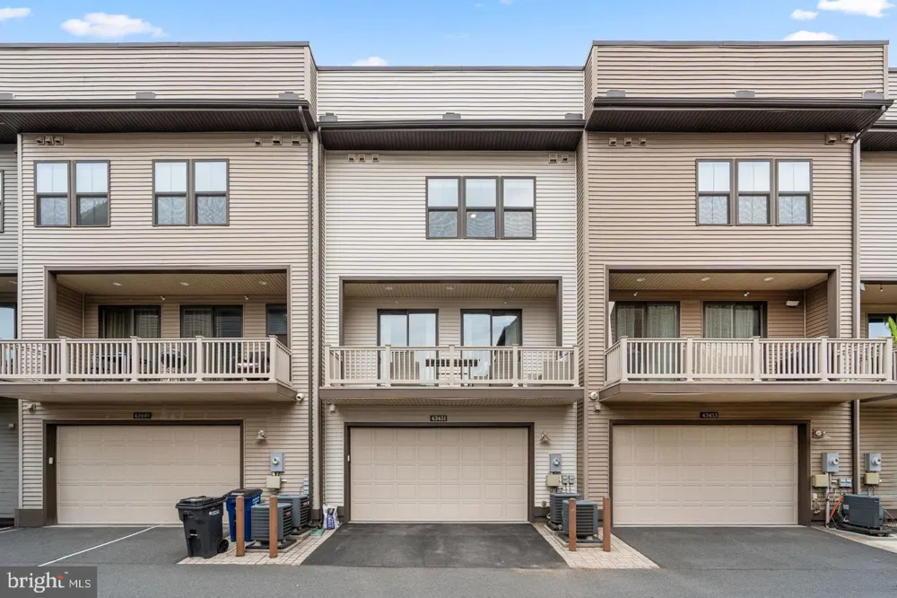 43451 CHARITABLE STREET Ashburn, VA 20148