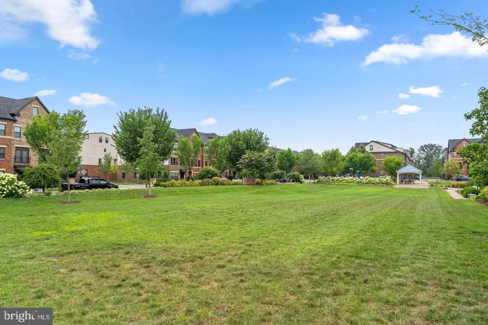 43451 CHARITABLE STREET Ashburn, VA 20148