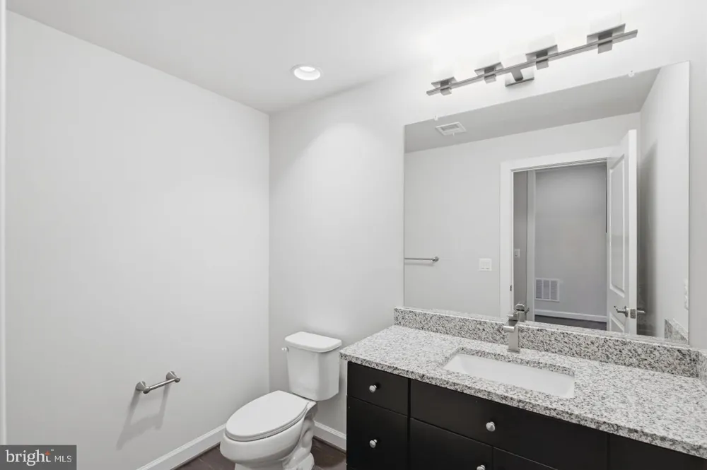 43451 CHARITABLE STREET Ashburn, VA 20148