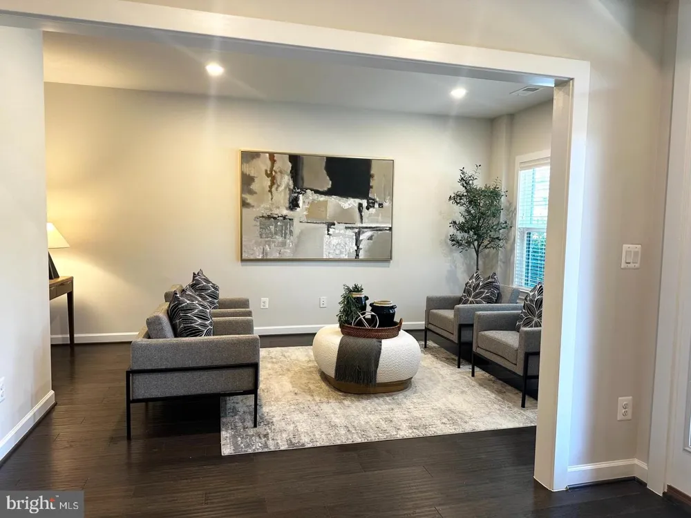 43451 CHARITABLE STREET Ashburn, VA 20148