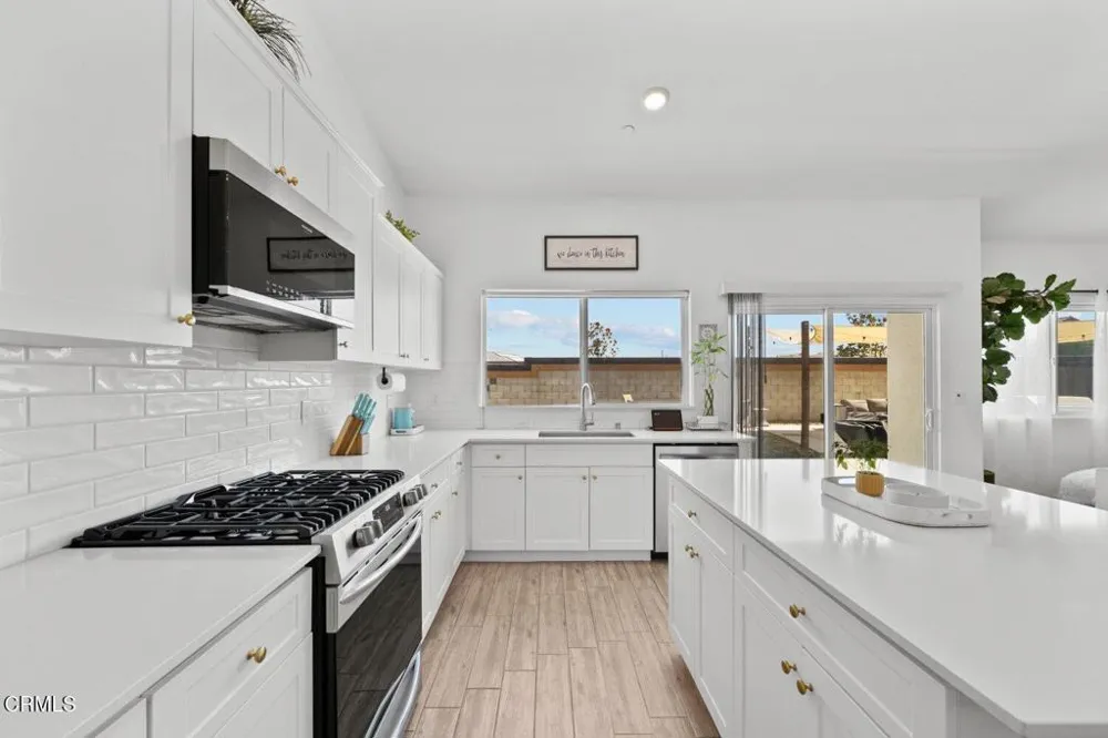 3312 Rustic Woods Lane Bakersfield, CA 93314