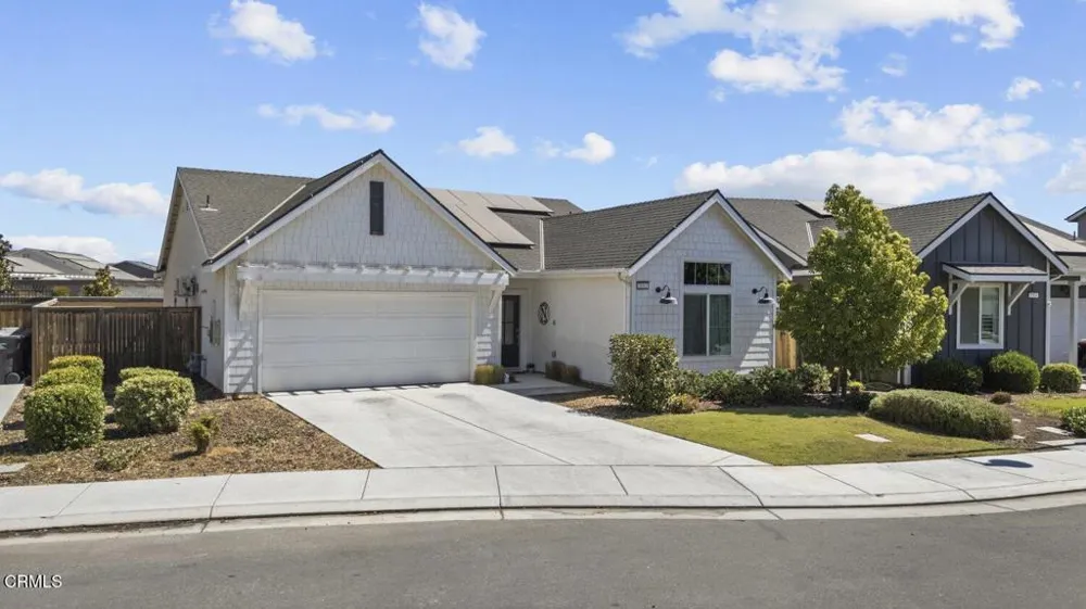 3312 Rustic Woods Lane Bakersfield, CA 93314
