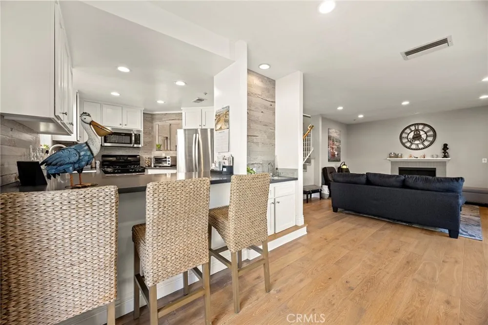 8819 Cedar St Bellflower, CA 90706