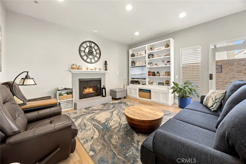 8819 Cedar St Bellflower, CA 90706