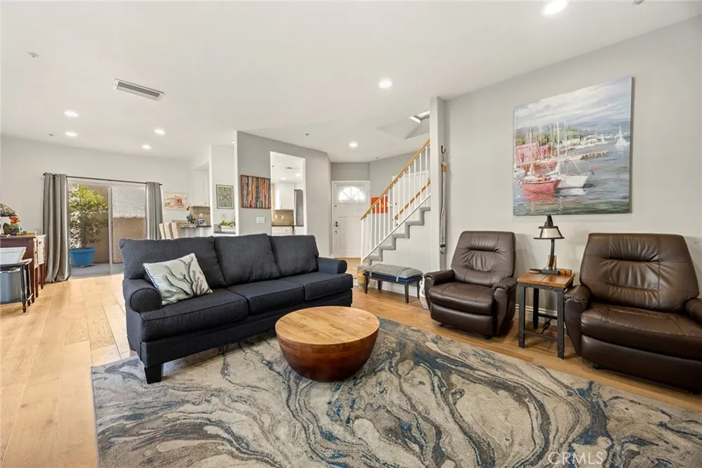 8819 Cedar St Bellflower, CA 90706