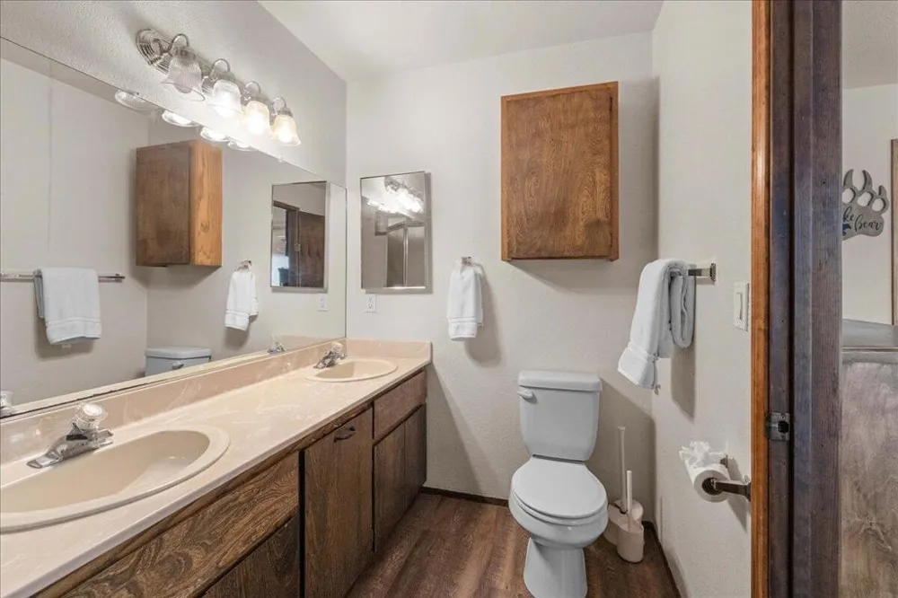 1217 Redwood Drive Big Bear, CA 92315