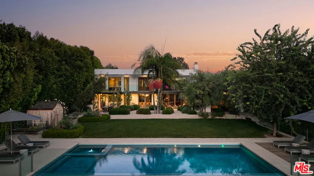 621 Bonhill Road Los Angeles, CA 90049