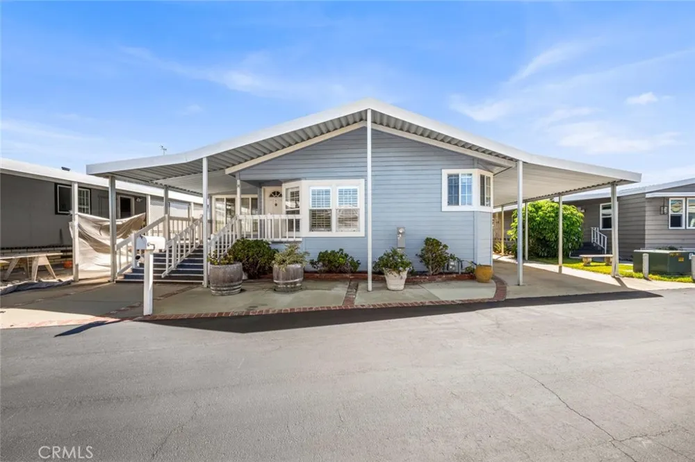 16222 Monterey Ln. #214 Huntington Beach, CA 92649