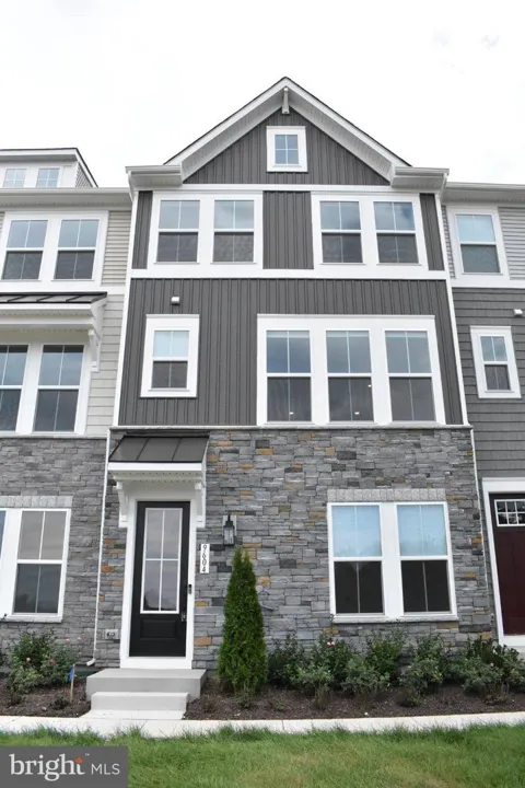 9604 BLUE ASH ALY