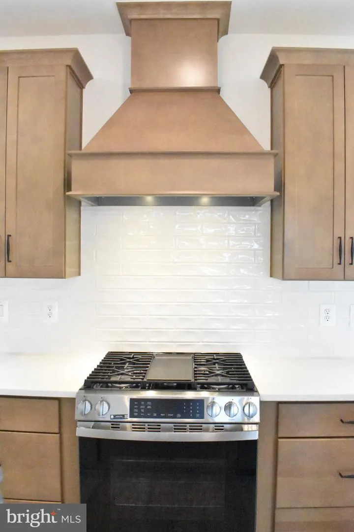 9604 BLUE ASH ALY Fredericksburg, VA 22407