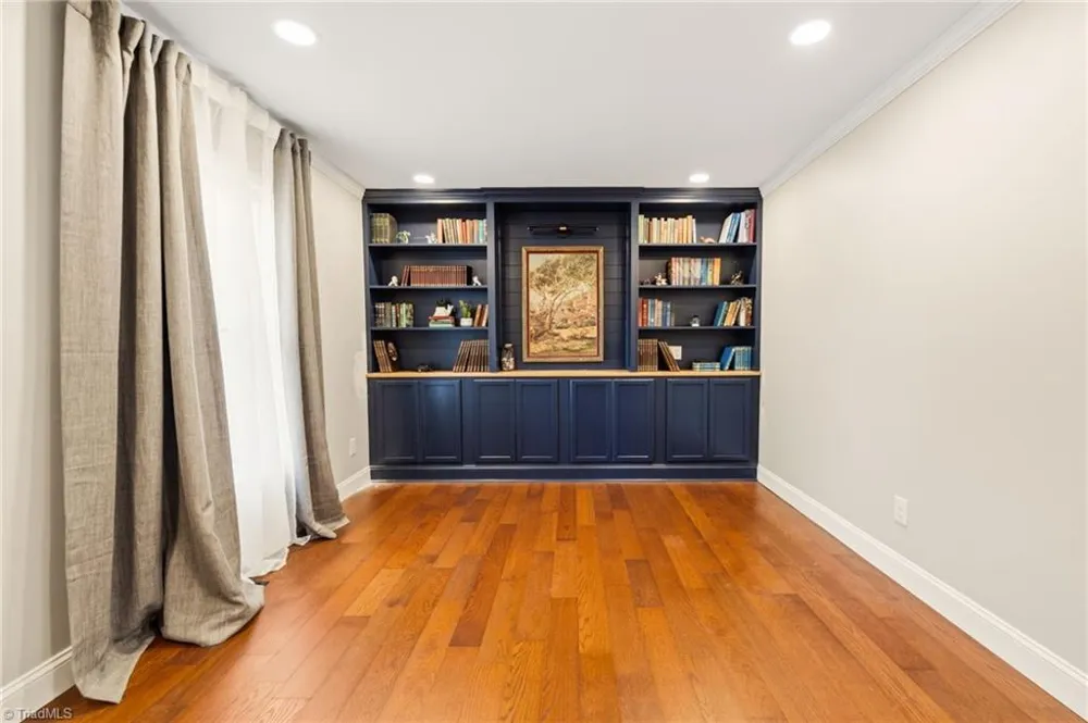 505 Meadowood Street Greensboro, NC 27409