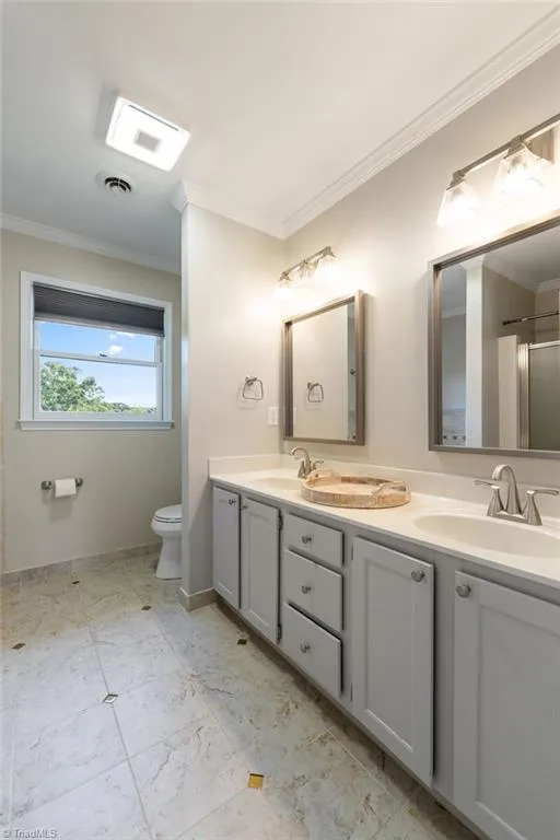 505 Meadowood Street Greensboro, NC 27409