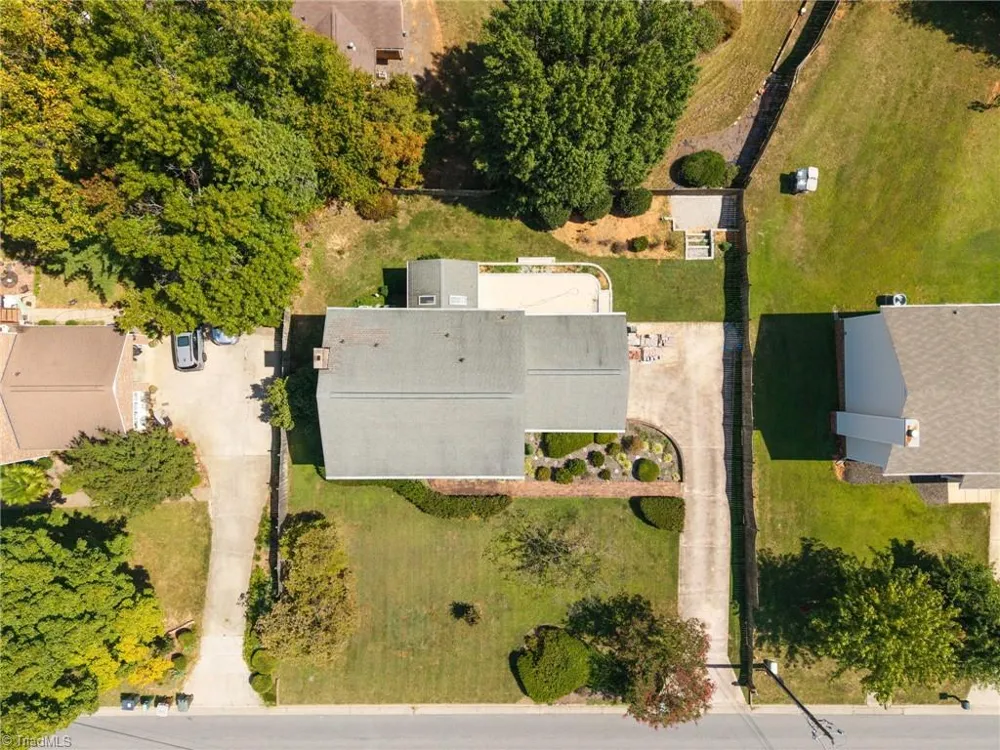 505 Meadowood Street Greensboro, NC 27409