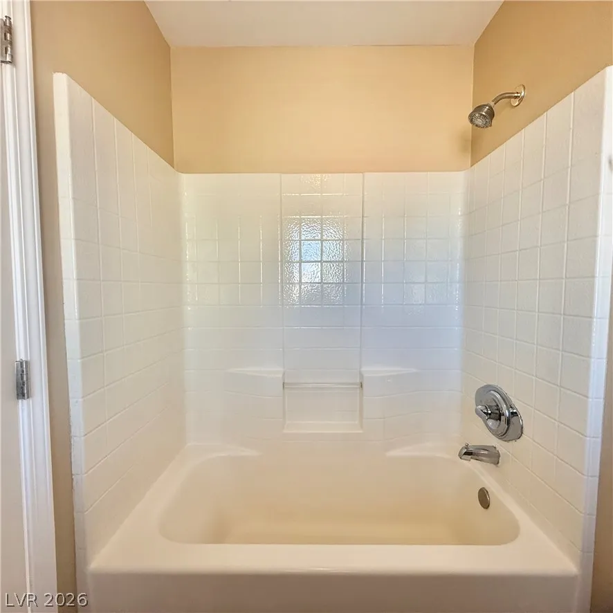10437 Concetta Avenue Las Vegas, NV 89129