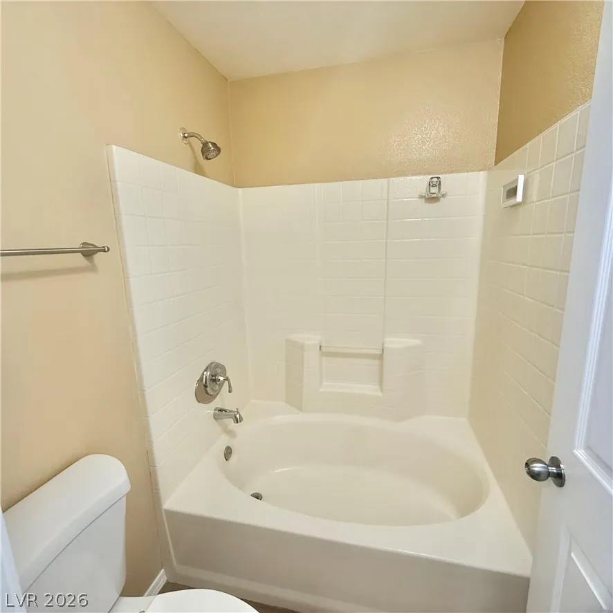 10437 Concetta Avenue Las Vegas, NV 89129