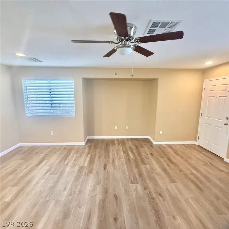 10437 Concetta Avenue Las Vegas, NV 89129