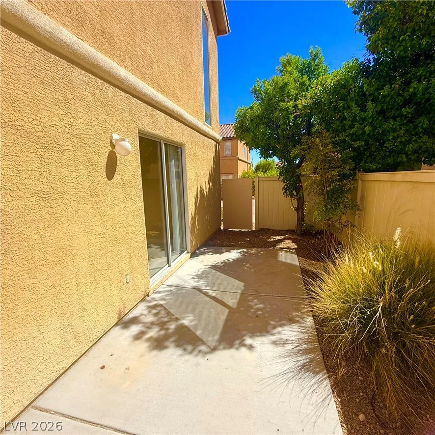 10437 Concetta Avenue Las Vegas, NV 89129