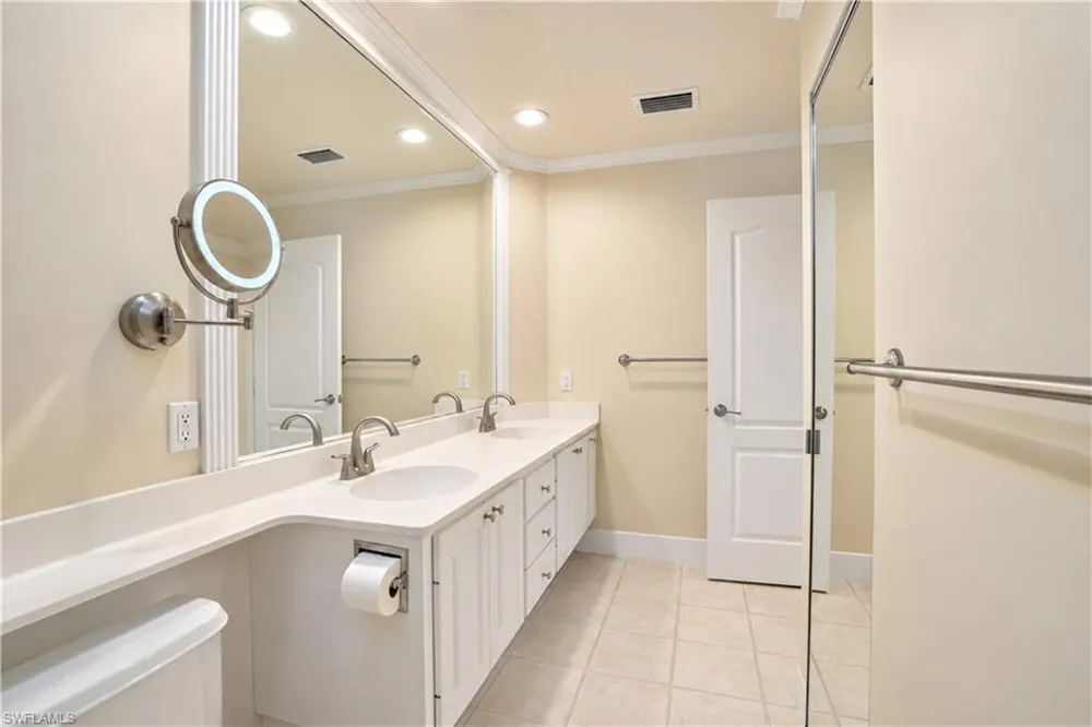 5434 Guadeloupe Way Naples, FL 34119