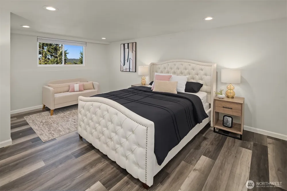 11206 SE 77th Place Newcastle, WA 98056