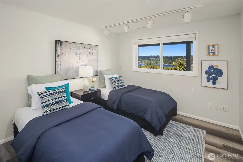 11206 SE 77th Place Newcastle, WA 98056