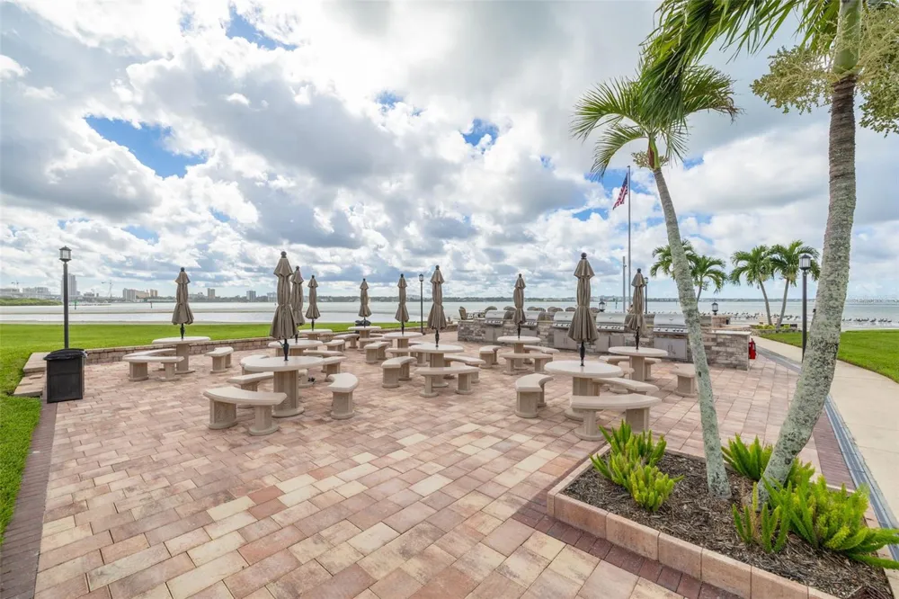 865 S GULFVIEW BOULEVARD #109 Clearwater Beach, FL 33767