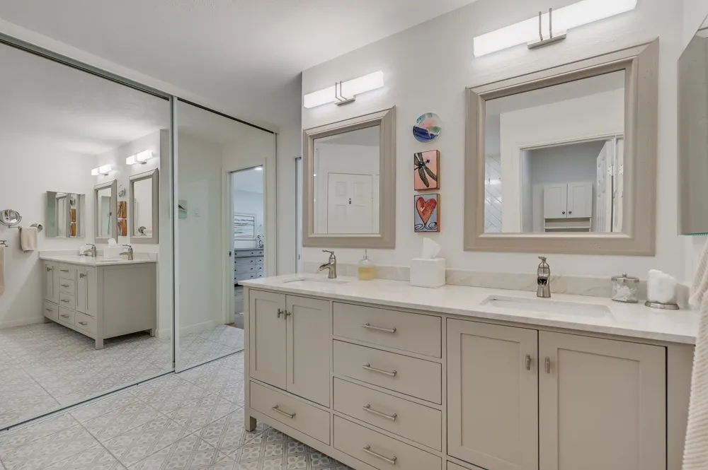 6302 Maury Hollow Austin, TX 78750