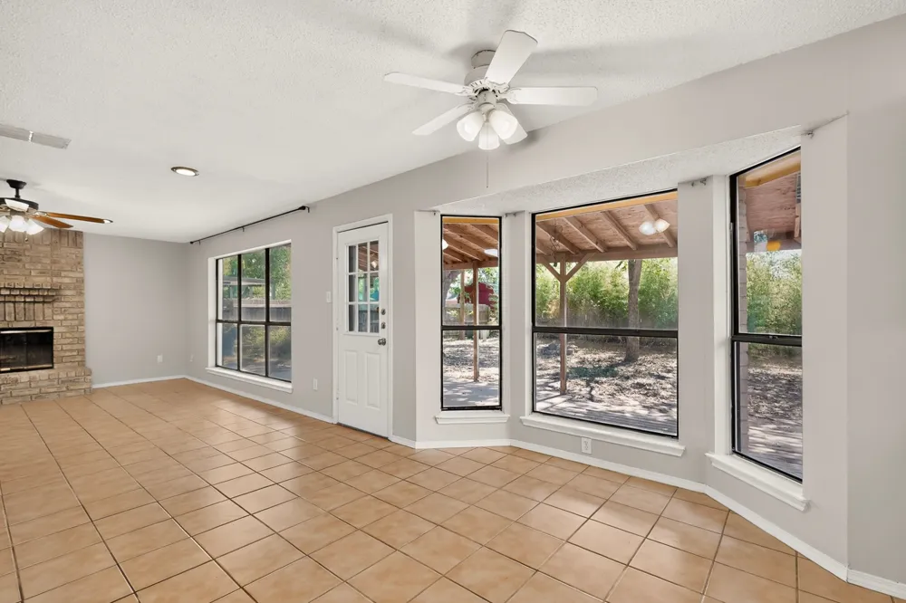 1219 Bell Rock Circle Pflugerville, TX 78660