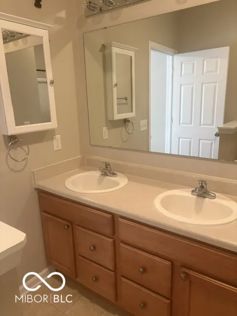 4293 Washington Boulevard Plainfield, IN 46168