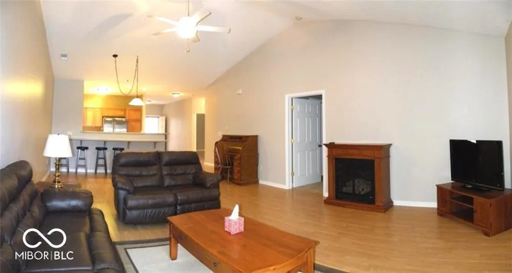 4293 Washington Boulevard Plainfield, IN 46168