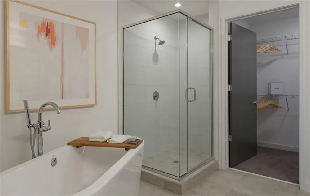 693 Peachtree Street NE #14B Atlanta, GA 30308