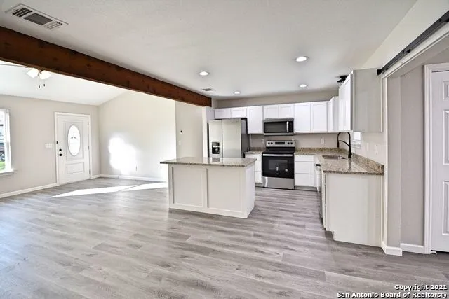 438 Forshage Blvd Seguin, TX 78155