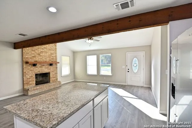 438 Forshage Blvd Seguin, TX 78155