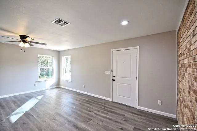 438 Forshage Blvd Seguin, TX 78155