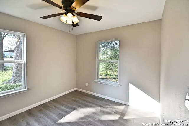 438 Forshage Blvd Seguin, TX 78155