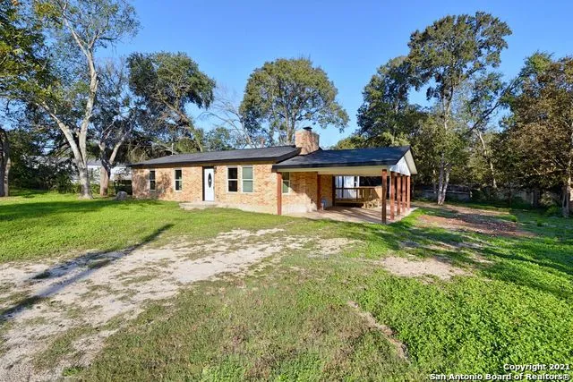 438 Forshage Blvd Seguin, TX 78155