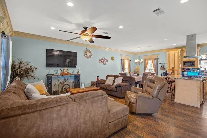 181 County Road 472 Sweeny, TX 77480