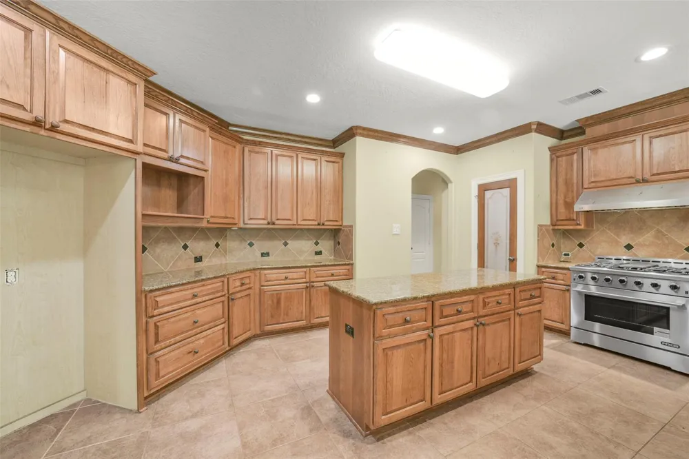 3522 Wellspring Lake Drive Fulshear, TX 77441