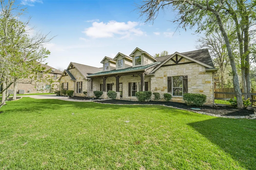 3522 Wellspring Lake Drive Fulshear, TX 77441