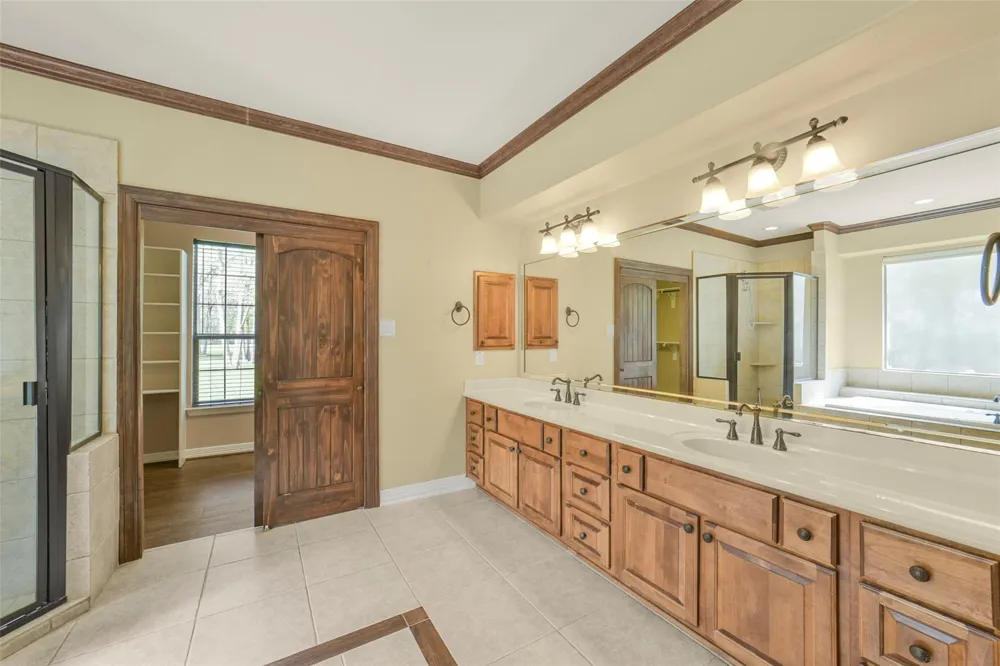 3522 Wellspring Lake Drive Fulshear, TX 77441