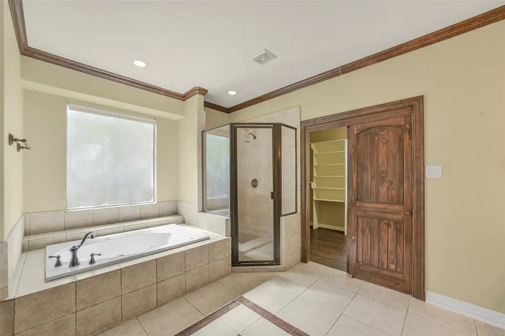 3522 Wellspring Lake Drive Fulshear, TX 77441