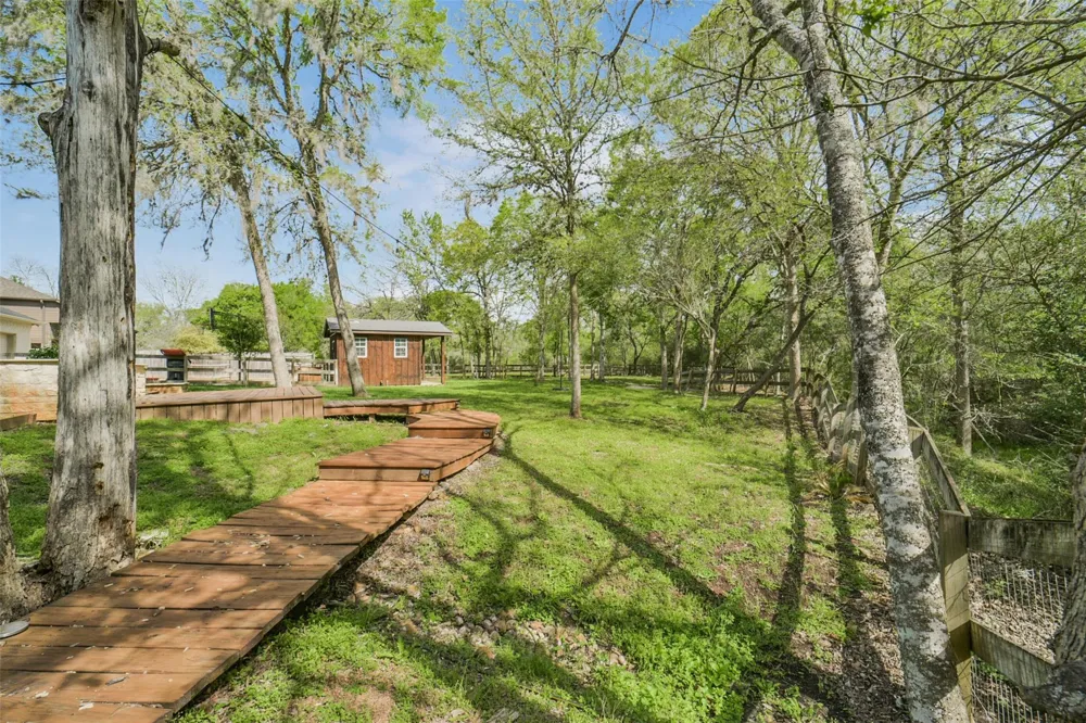 3522 Wellspring Lake Drive Fulshear, TX 77441