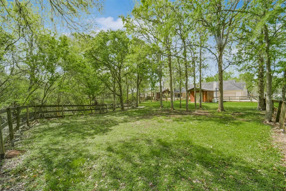 3522 Wellspring Lake Drive Fulshear, TX 77441