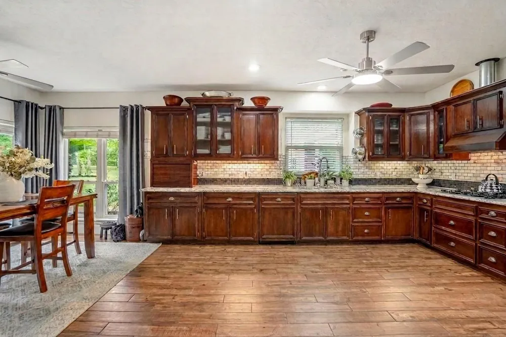 14103 Amber Lane Lane Montgomery, TX 77316