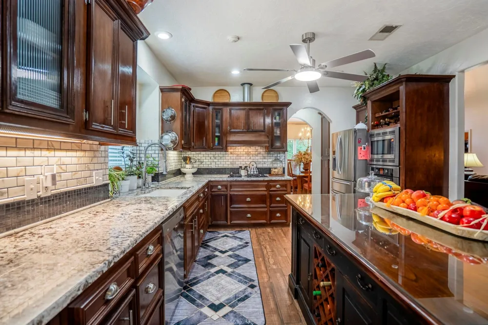 14103 Amber Lane Lane Montgomery, TX 77316