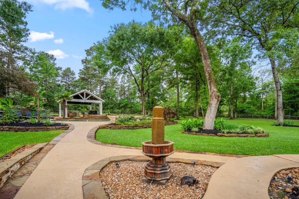 14103 Amber Lane Lane Montgomery, TX 77316