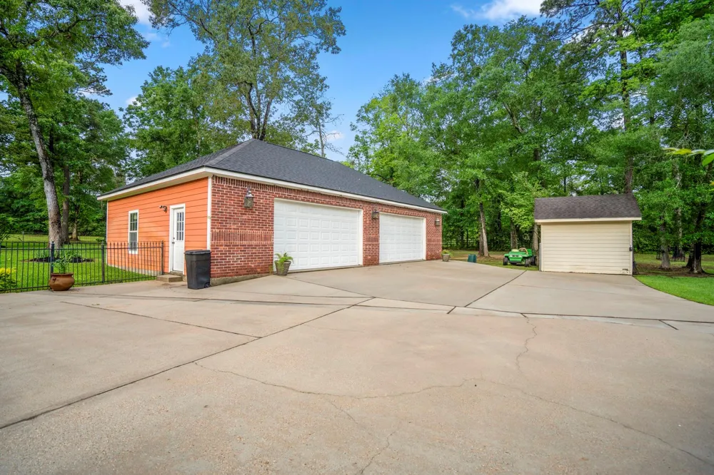 14103 Amber Lane Lane Montgomery, TX 77316