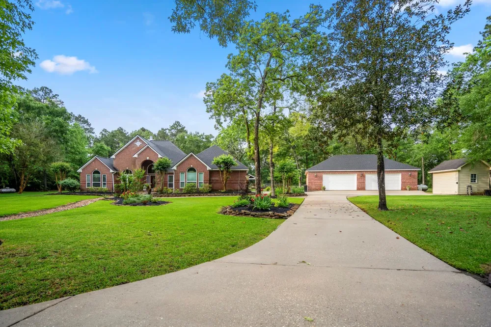 14103 Amber Lane Lane Montgomery, TX 77316