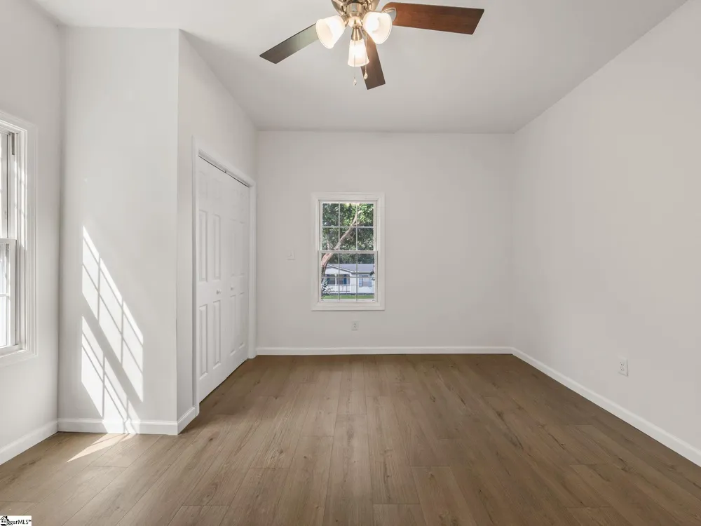 7729 Bradley Street Spartanburg, SC 29303