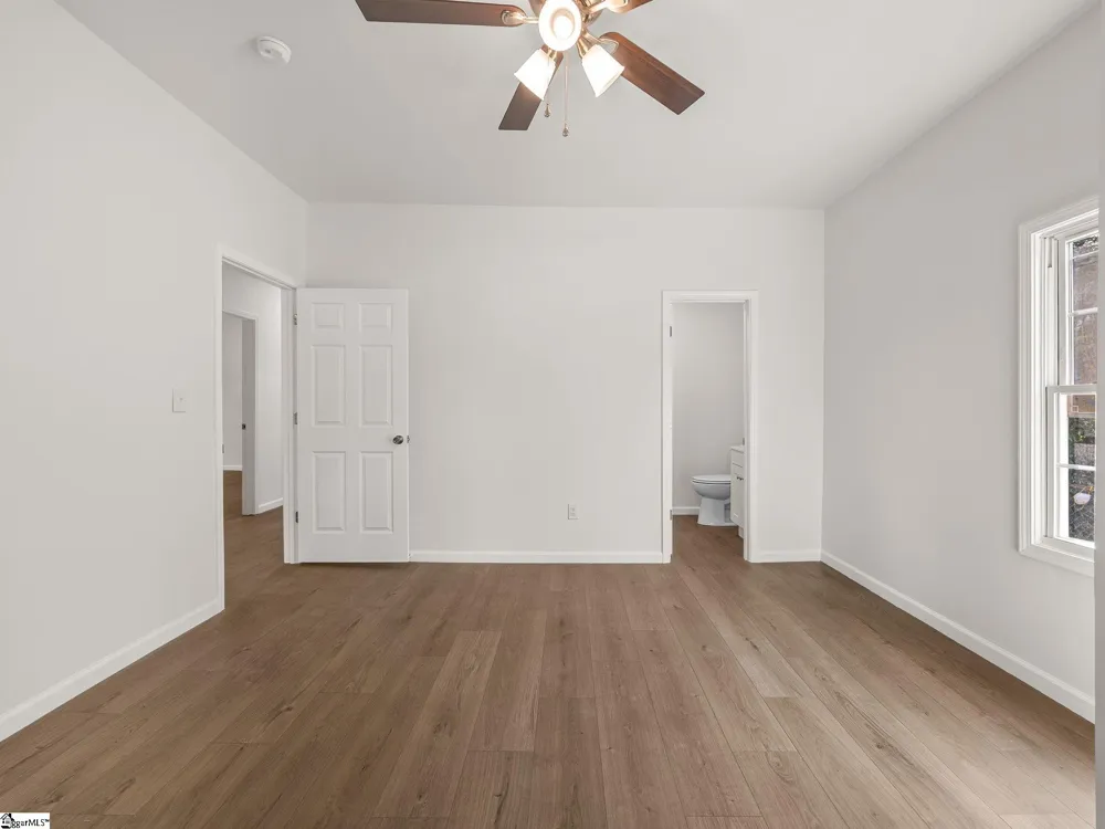 7729 Bradley Street Spartanburg, SC 29303