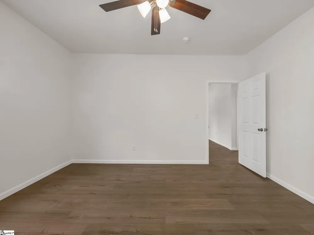 7729 Bradley Street Spartanburg, SC 29303